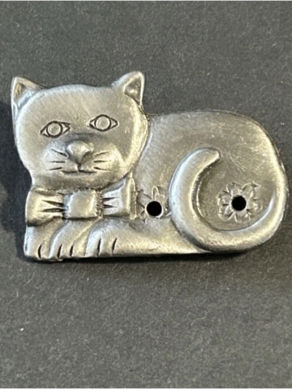 Vintage Torino Cat Brooch Pin Pewter Feline W Bow tie Pet Lover Jewelry